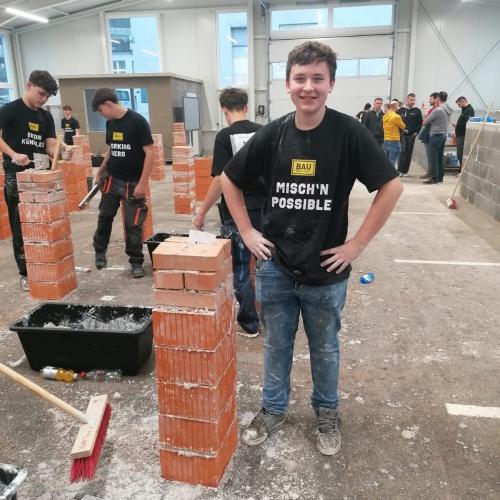Marcel und sein "Mauerwerk"